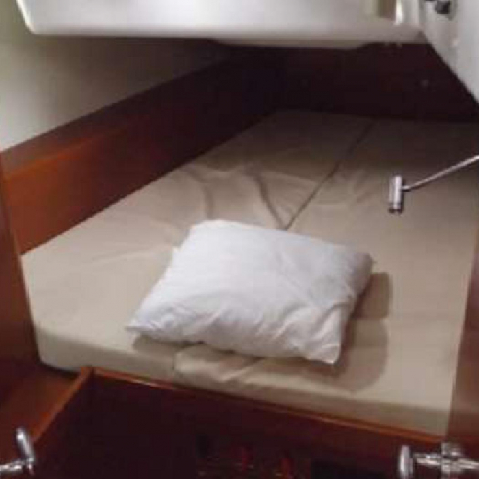 In Compliance | Oceanis 50 photo 20