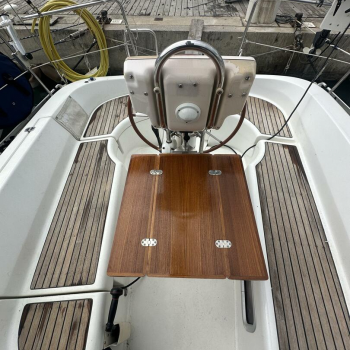 Cassiopea | Oceanis 323 Clipper photo 2