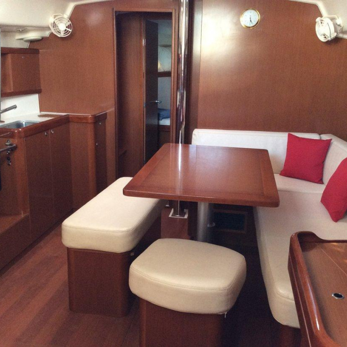 Fantasea | Oceanis 43 photo 6