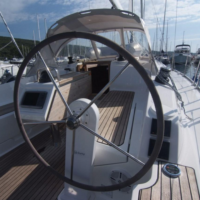 Dori | Bavaria Cruiser 37 photo 7