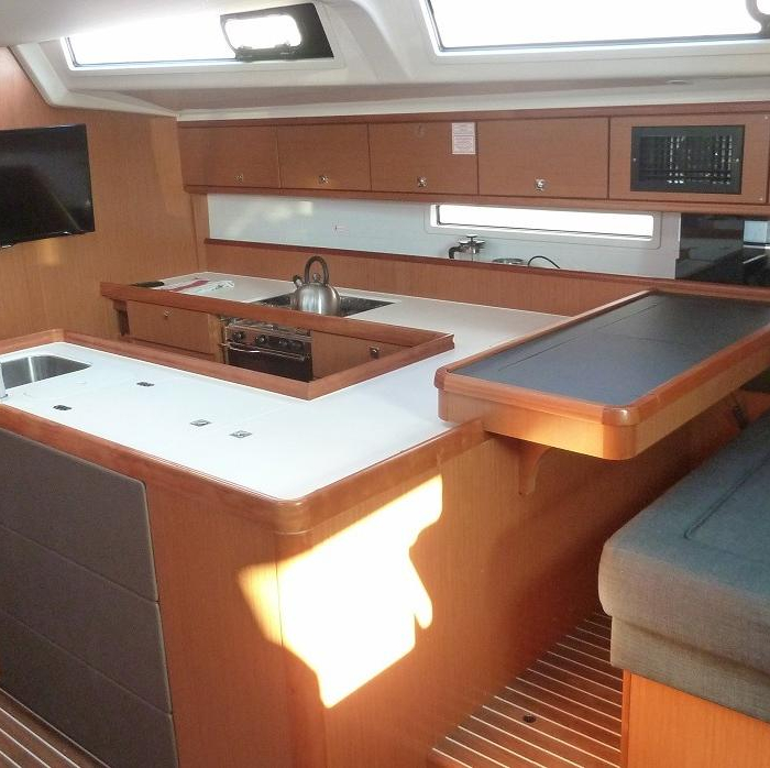 Anassa | Bavaria Cruiser 56 photo 4