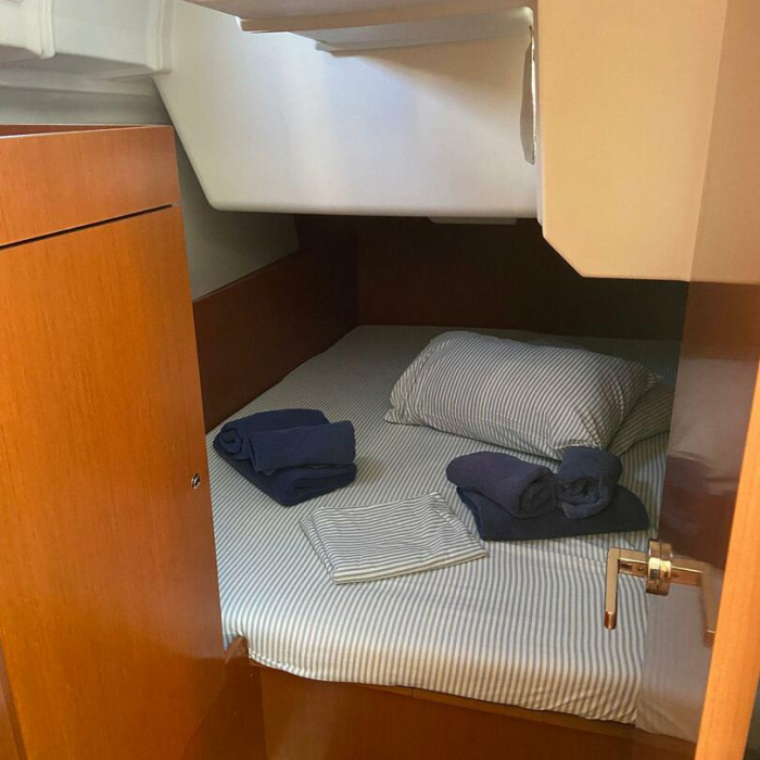 Caroline | Oceanis 38 photo 11