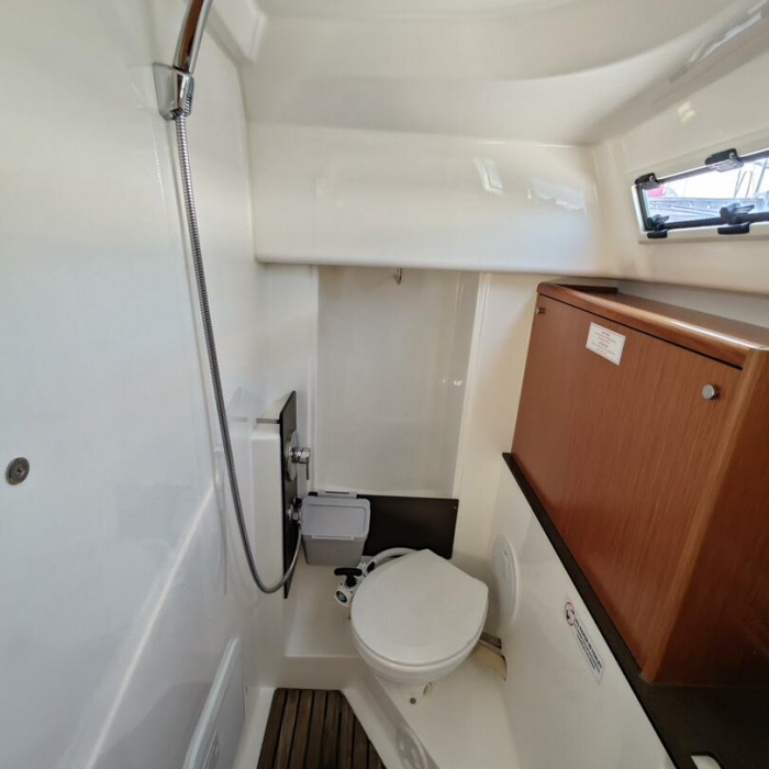 Charlie | Bavaria Cruiser 34 photo 9