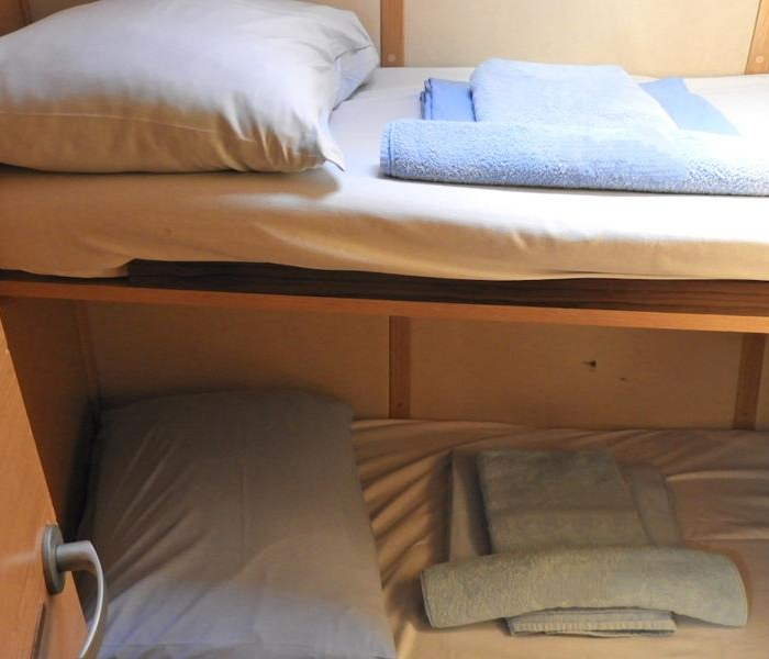 Moon Shadow | Elan 444 Impression photo 9