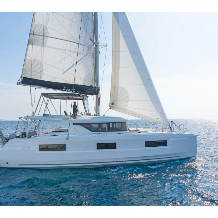 Vasiliki | Lagoon 46 A/C & GEN & WM photo 3