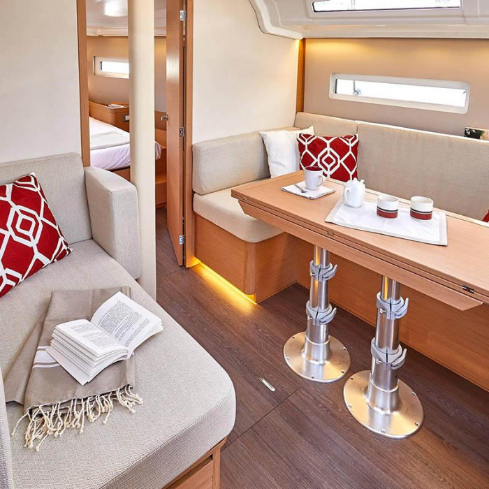 Hygge | Sun Odyssey 410 photo 14