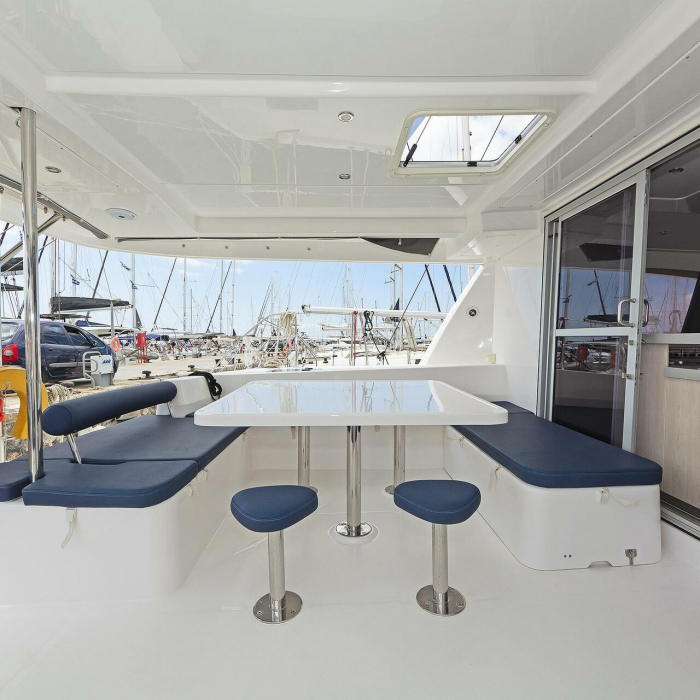 Satisfaction | Leopard 48 A/C & GEN photo 18