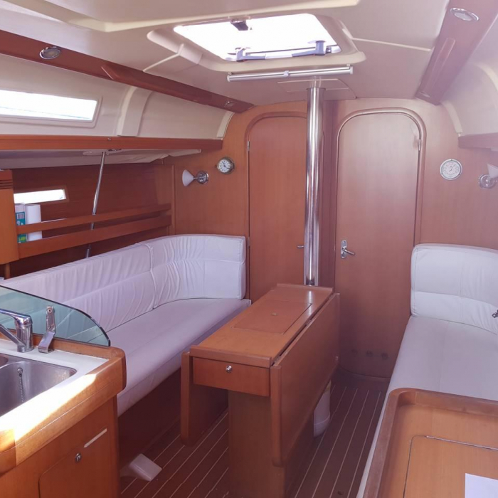 Bonchamps | DUFOUR 34 photo 5