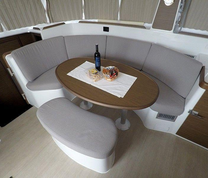 Maya | Lagoon 380 photo 36