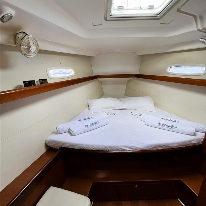 Twins | Oceanis 43+ photo 16