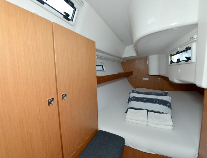 Ami | Bavaria Cruiser 33 photo 6