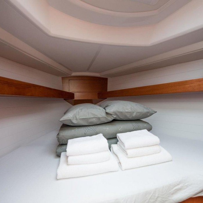 Lia | Bavaria Cruiser 34 photo 7