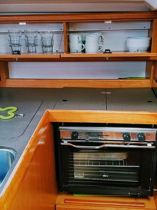 Salsa | Bavaria Cruiser 33 photo 6