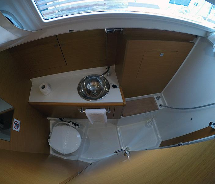 Elissa | Sun Odyssey 449 photo 10