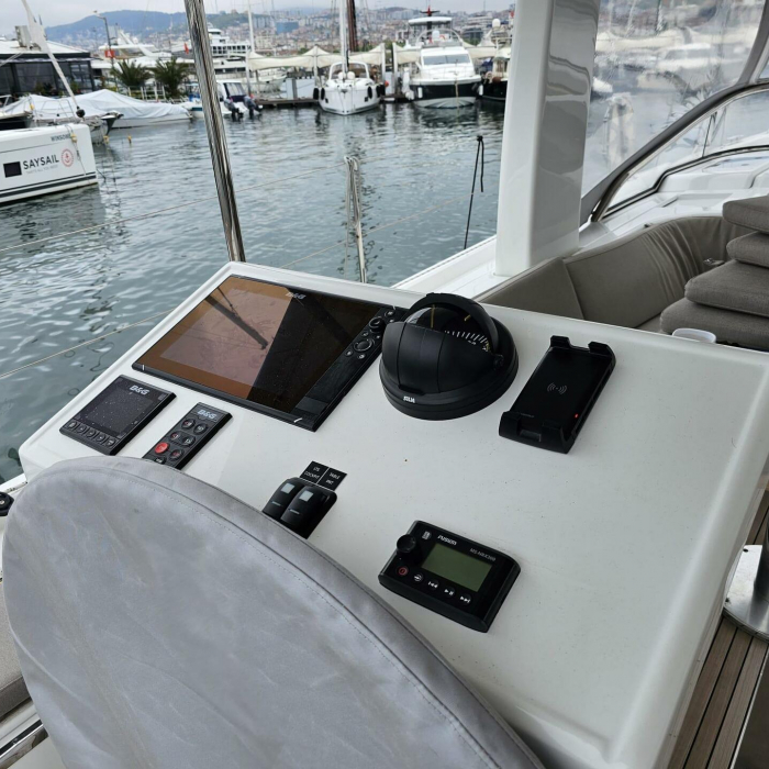 MiR | Hanse 548 photo 10