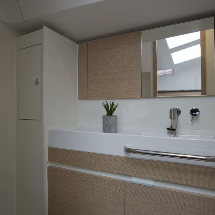 Vuschi | Elan 50 Impression photo 42