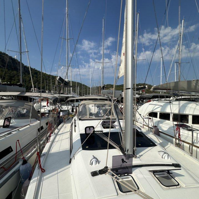 Enki | Dufour 430 photo 3