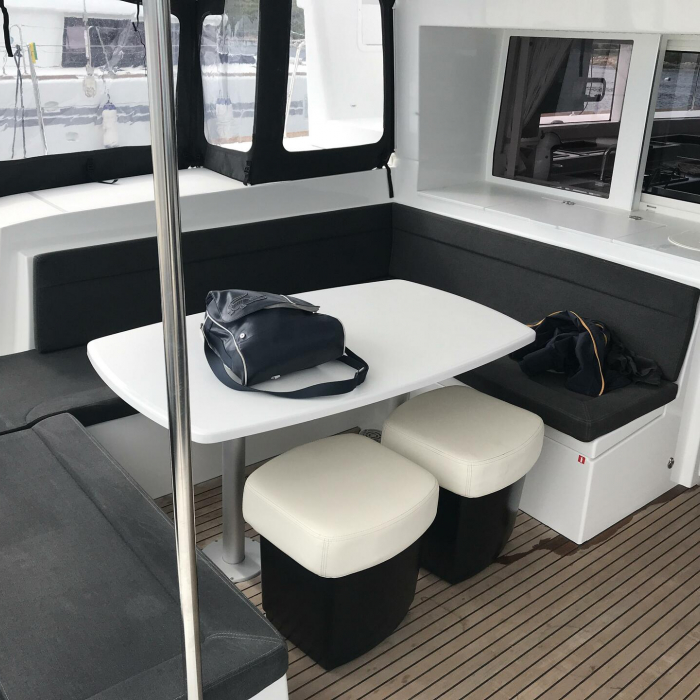 Cor Caroli | Lagoon 450F photo 15