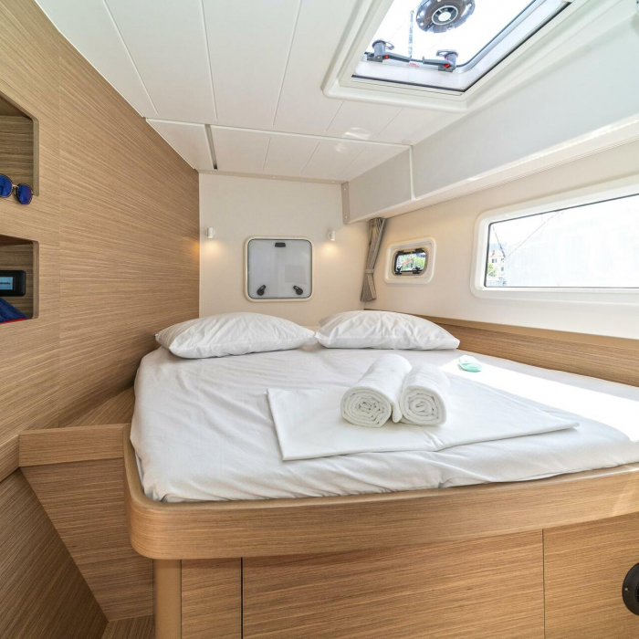 First Dance | Lagoon 42 A/C & GEN & WM photo 7