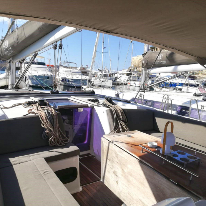 Class | Dufour 520 GL photo 3