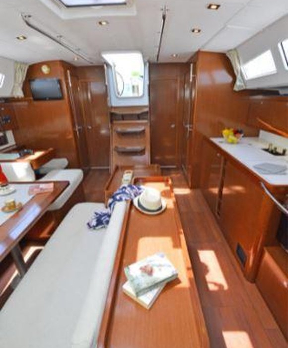 Leandros D | Oceanis 50 Family photo 11