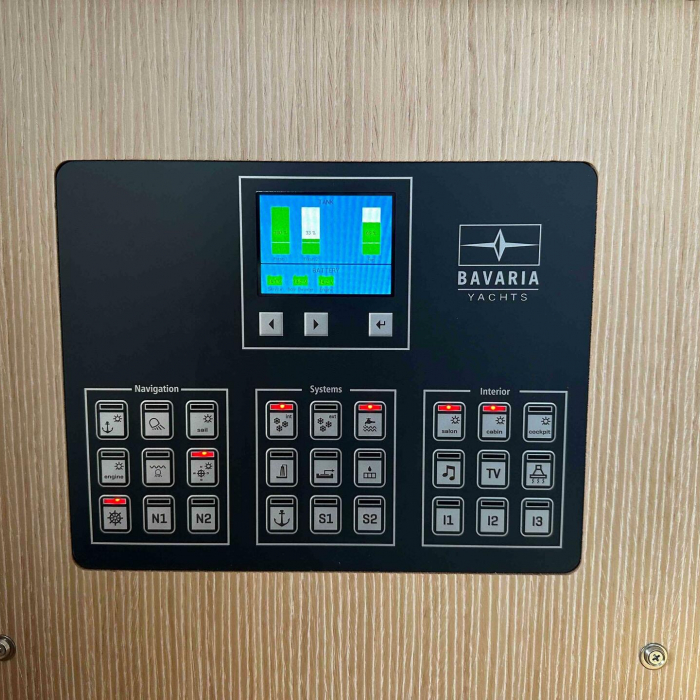 Ermis | Bavaria C42 photo 23