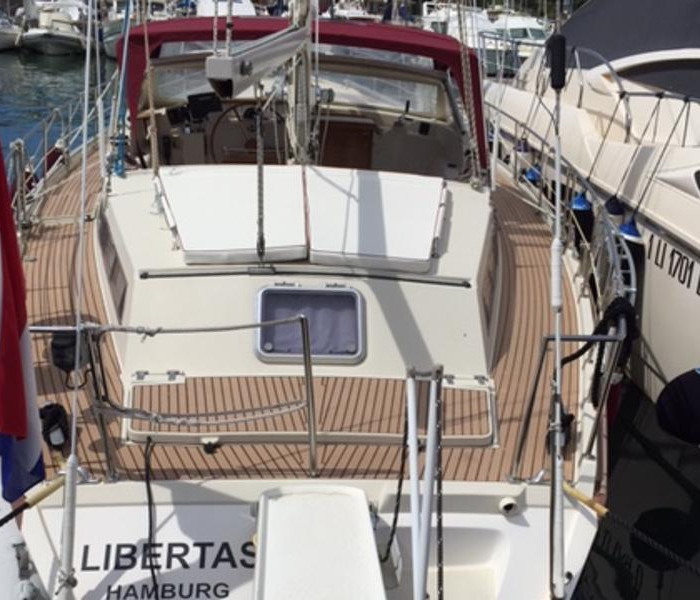 Libertas | Amel Supermaramu photo 2