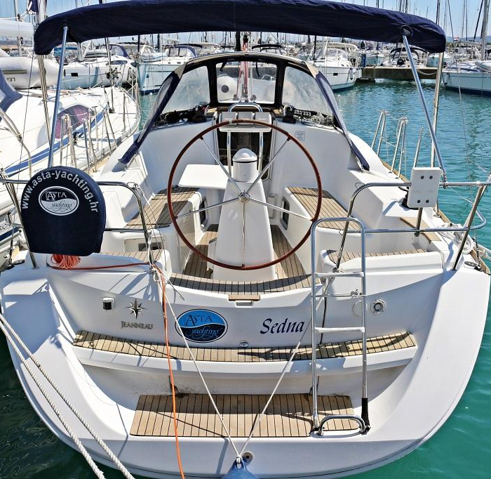 Mala | Sun Odyssey 36i photo 2