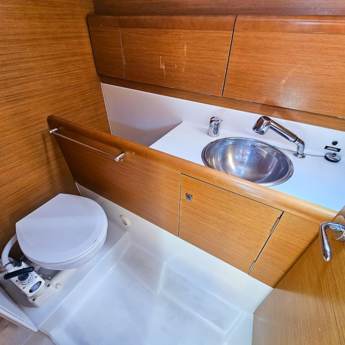 Energy | Sun Odyssey 33i photo 5