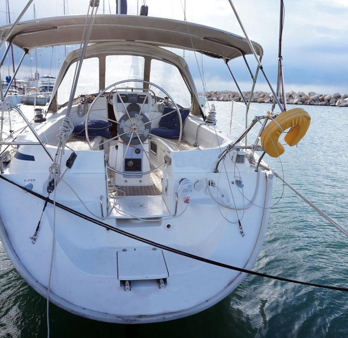 Konstantinos | Bavaria 36 photo 4