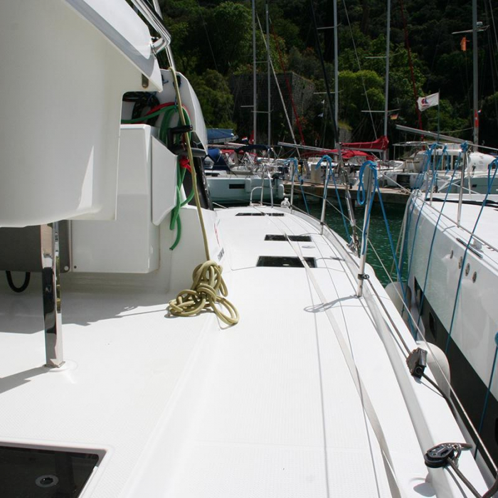 Admira | Fountaine Pajot LUCIA 40 photo 22