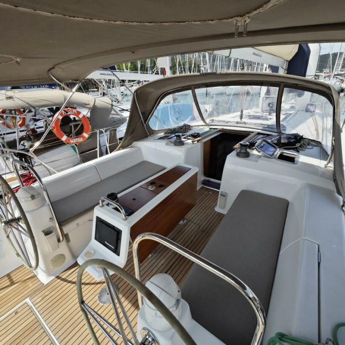 Grace | Dufour 450 Grand Large photo 10