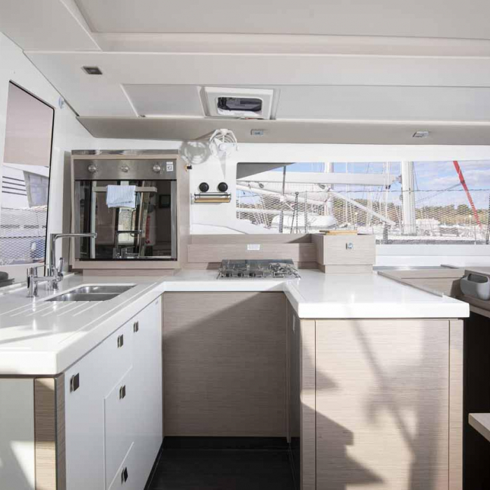 Follow the Sun | Fountaine Pajot Astrea 42 photo 1