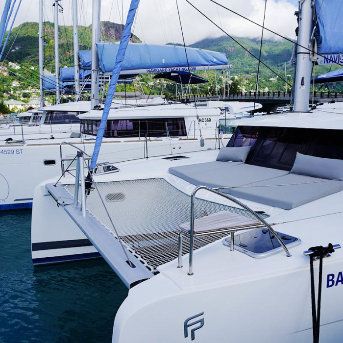 Barnacle | Fountaine Pajot Isla 40 photo 3