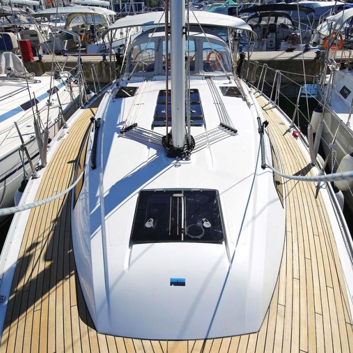 Oracle | Bavaria Cruiser 37 photo 7