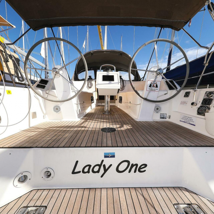 Lady One | Bavaria Cruiser 34 photo 32
