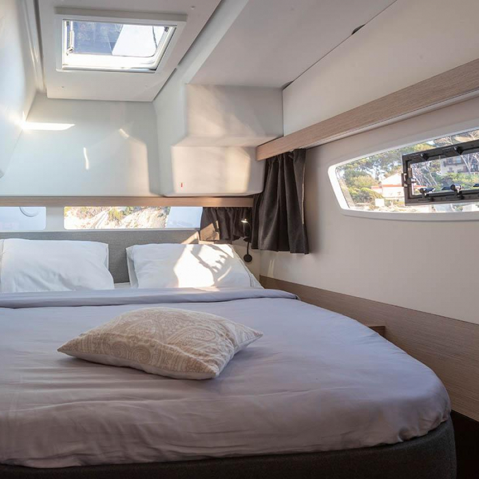 Barnacle | Fountaine Pajot Isla 40 photo 29