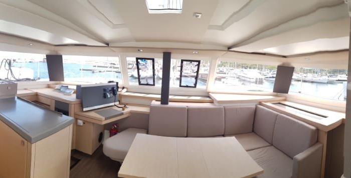 Wild Baleine | Fountaine Pajot Astrea 42 photo 6