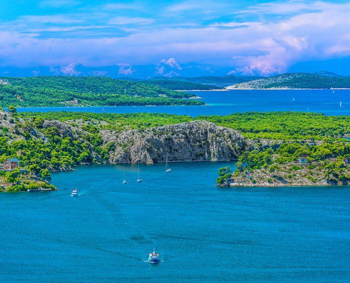 Maya | Lagoon 380 photo 26