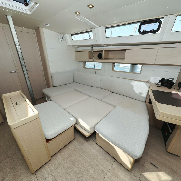 Lambda | Oceanis 46.1 photo 17