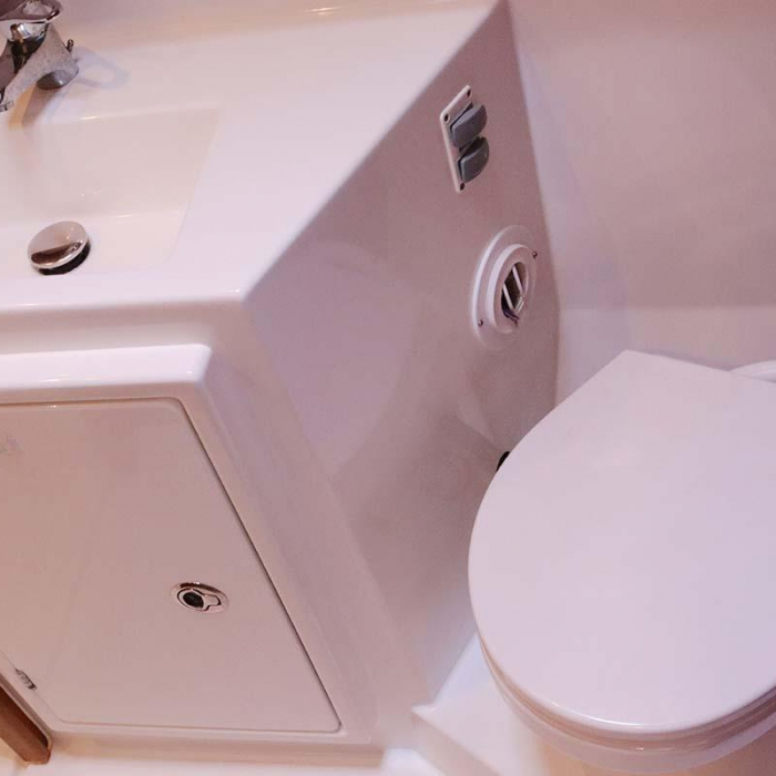 Lili | Lagoon 42 photo 23