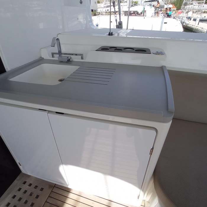 Ragnarök | Lagoon 50 photo 20