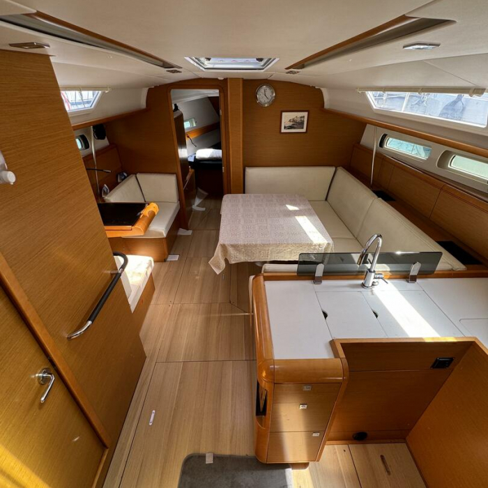 Cecile | Sun Odyssey 409 photo 10