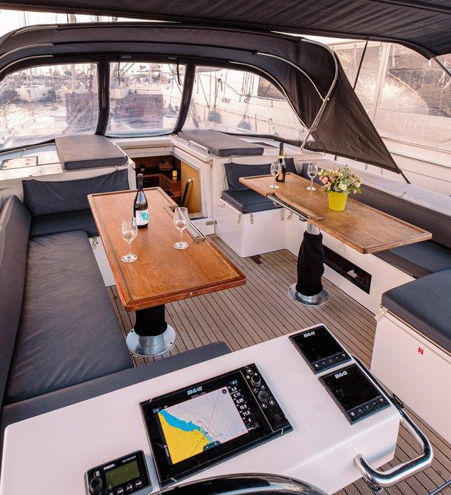 Ghost | Bavaria C57 photo 24