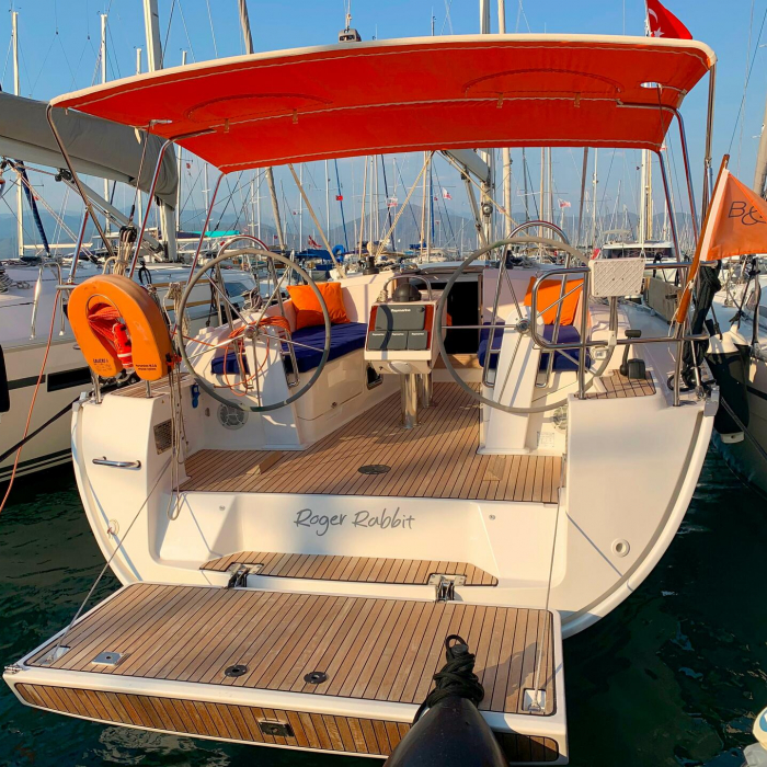 Roger Rabbit | Bavaria 37 photo 2