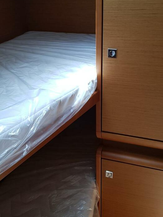 Pata | Sun Odyssey 519 photo 22