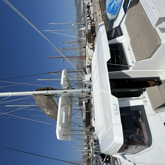 Star Velvet (A/C, Generator, Water Maker, dishwasher) | Bali 4.6 photo 3