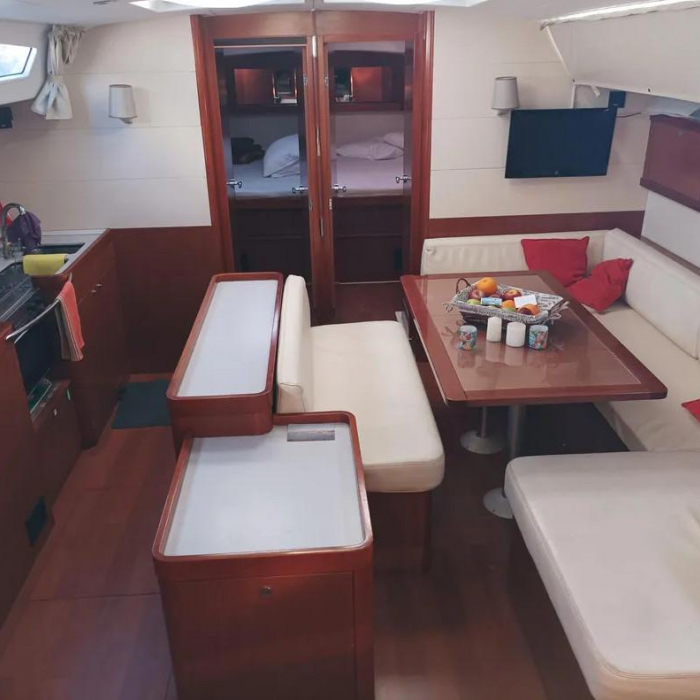 Evita | Oceanis 51.1 photo 2