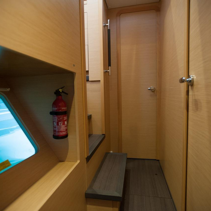 Lady Dom | Lagoon 400 S2 photo 8