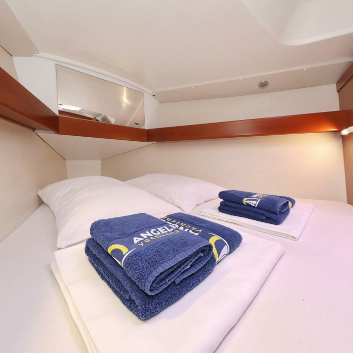 Caprice | Oceanis 34 photo 24